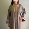 Caftan gris argenté