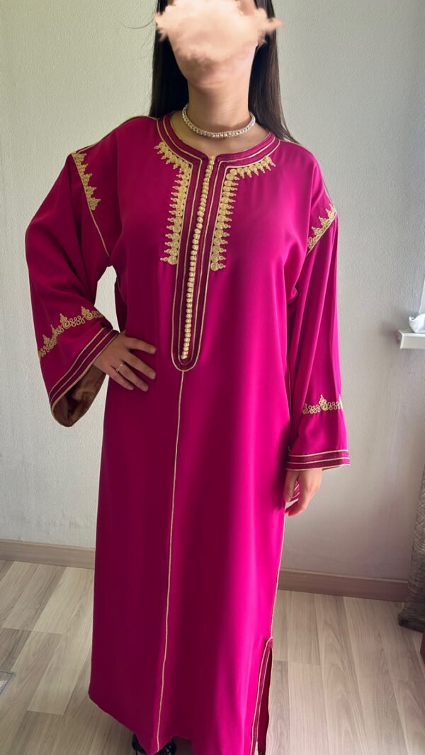 Caftan rose fushia brodé