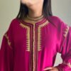 Caftan rose fushia brodé