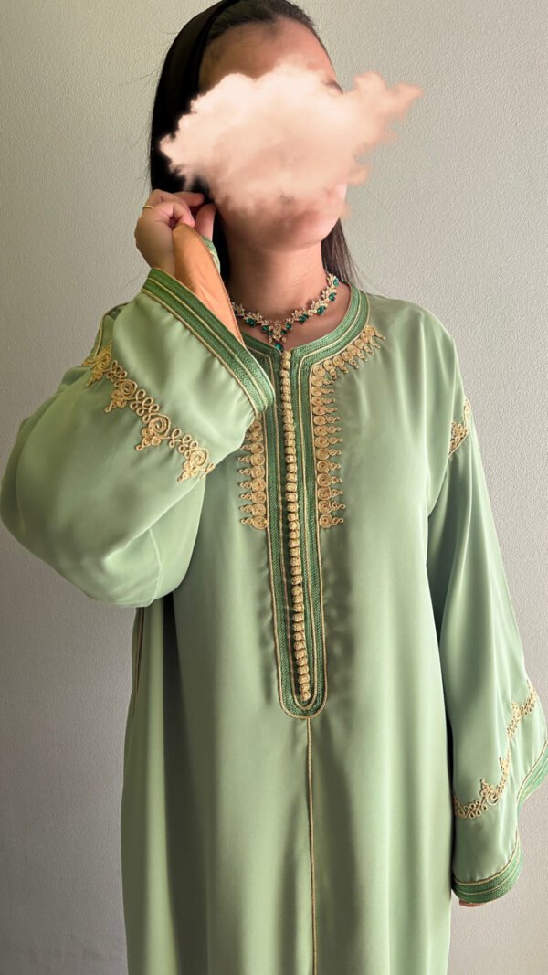 Caftan vert raffiné