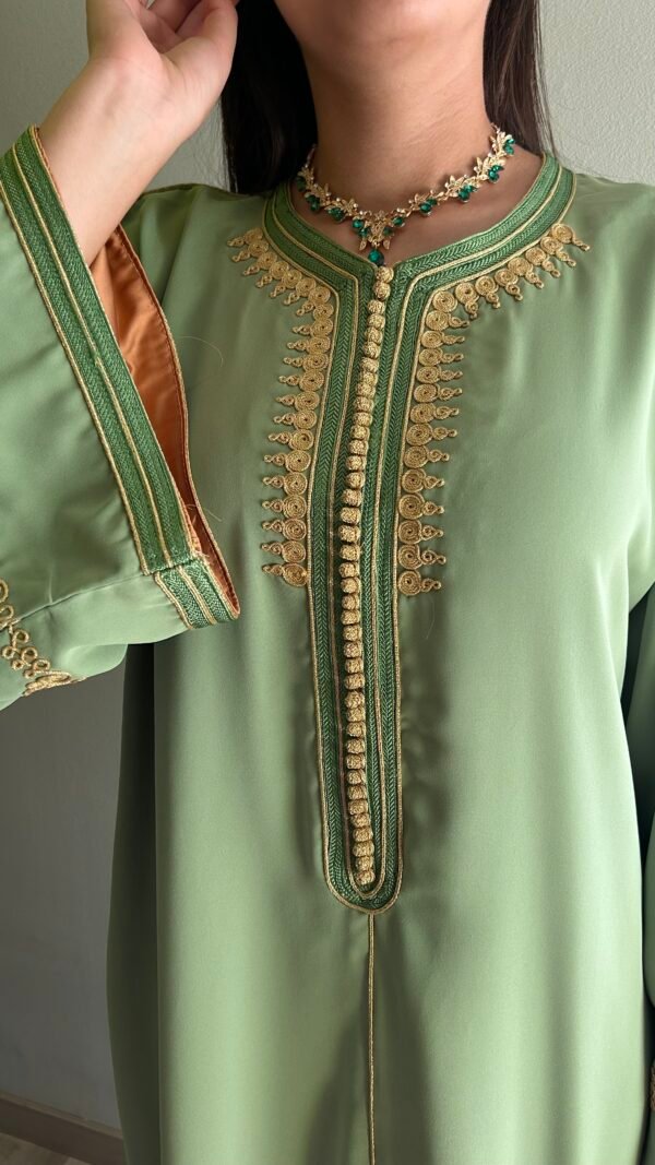 Caftan vert raffiné