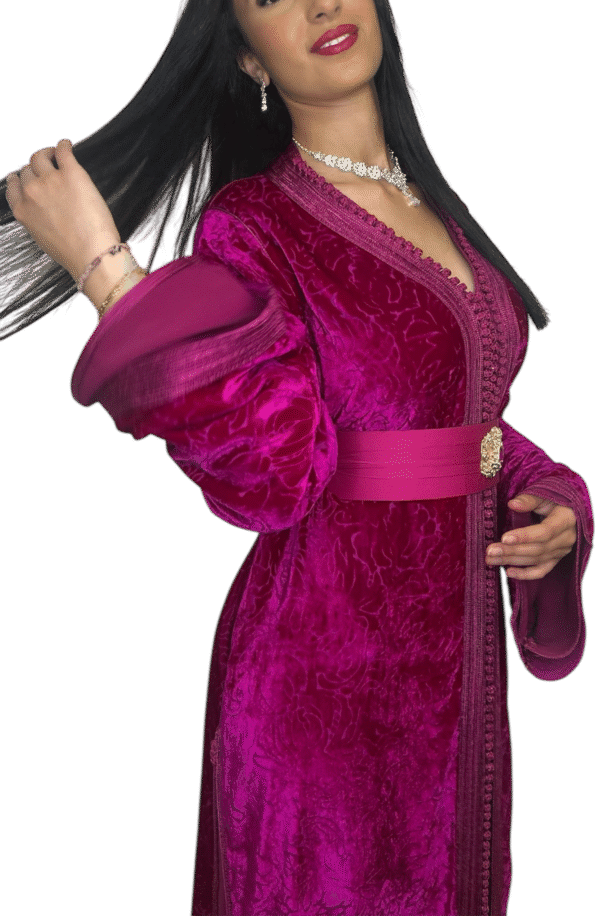 💖 Takchita Zahra Fushia – Couleur vibrante & élégance royale