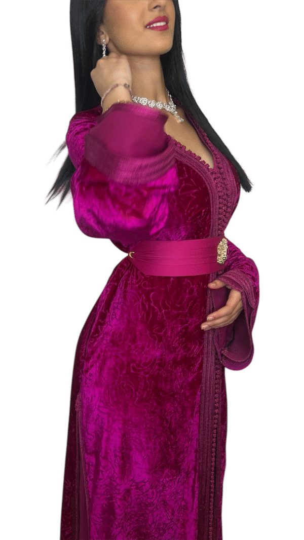 💖 Takchita Zahra Fushia – Couleur vibrante & élégance royale