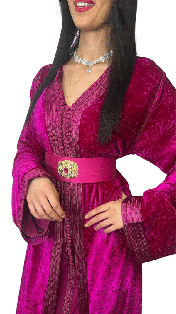 💖 Takchita Zahra Fushia – Couleur vibrante & élégance royale