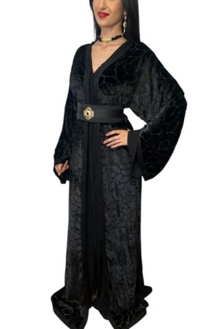 🌙 Zahra El-Lil – La magie du velours noir sous les étoiles